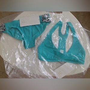 Lululemon Shanti Surf Bikini Top and Bottom NWT size 4 Turquoise Palm Angel Wing